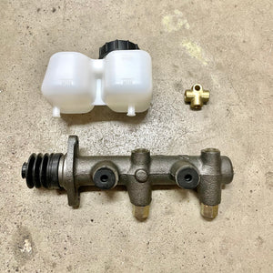 '67 style Bus dual circuit master cylinder and reservoir kit